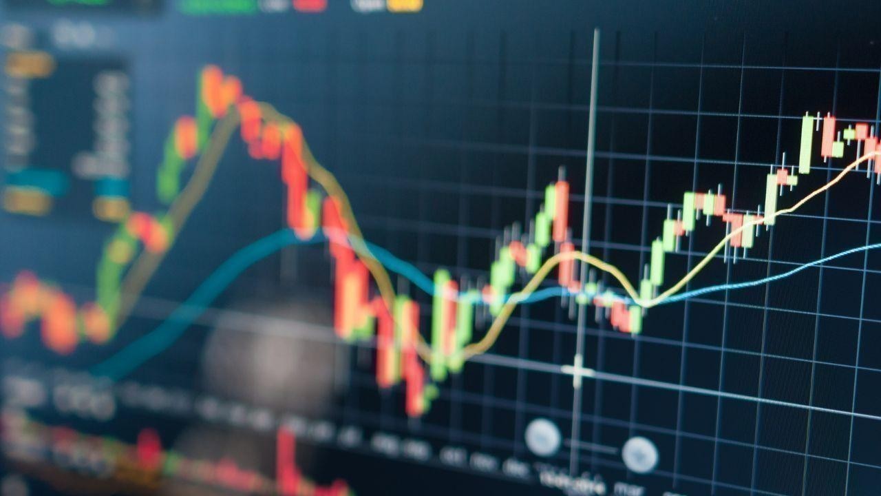 Indian markets dip as tariff worries, SEBI probe hit mood