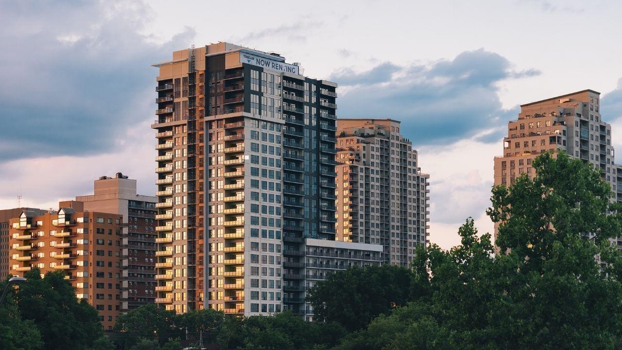 DLF Sells Out Mumbai WestPark Towers In A Week