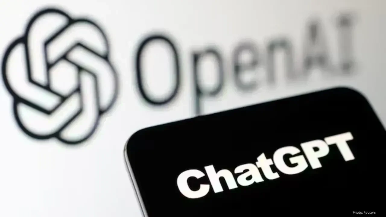 ChatGPT Launches Free AI Shopping Tool for Holiday Buyers