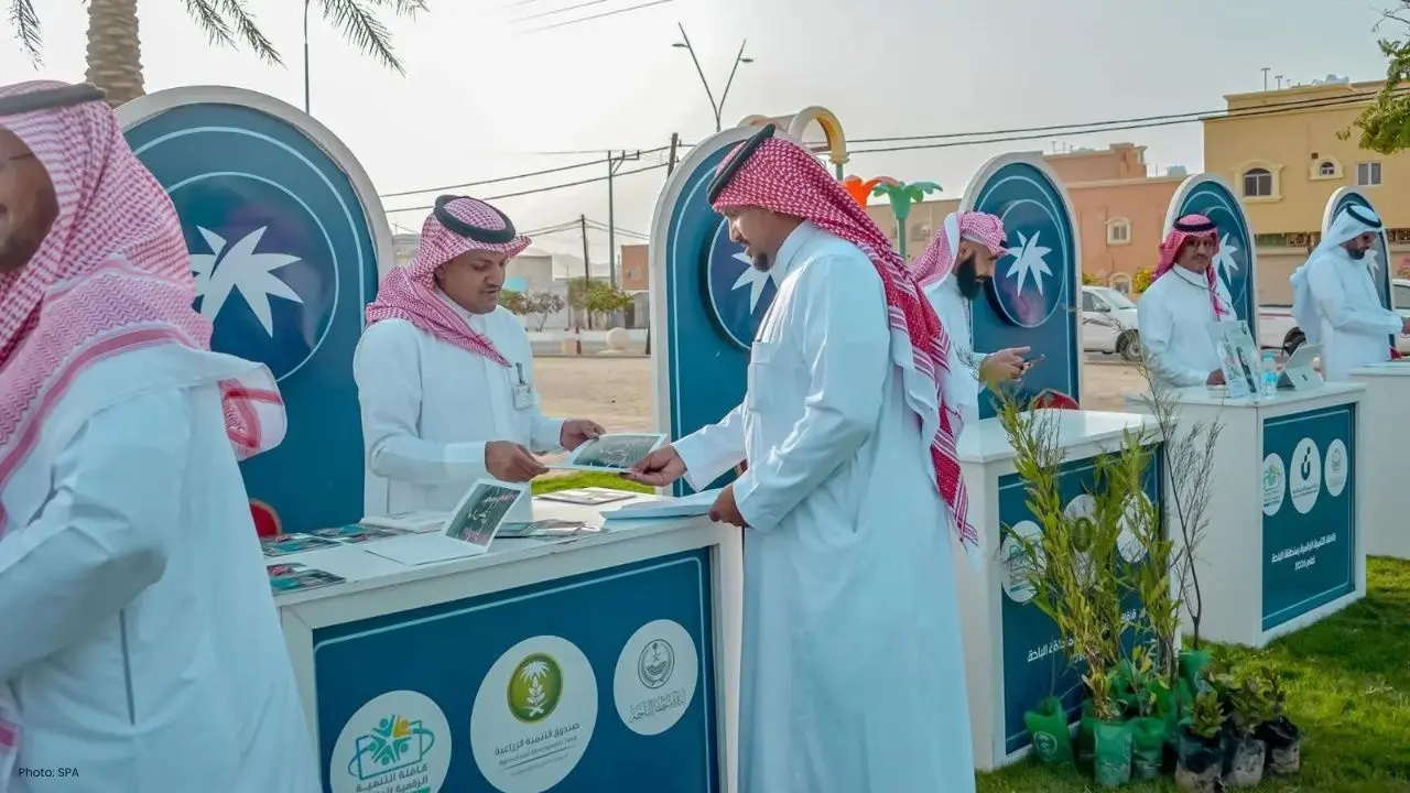 Al-Hajra Hosts Digital Caravan with Key Citizen Services