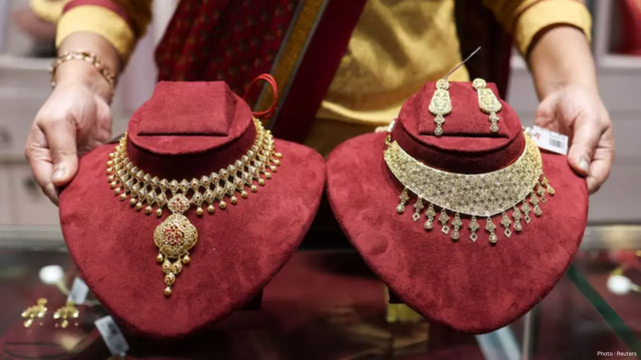 Gold Prices Bounce Back but Inflation Woes Temper Growth
