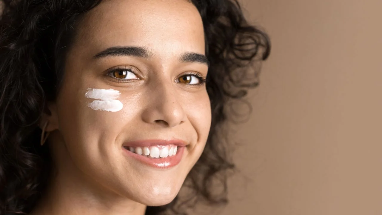 Beauty and Cosmetic Trends: How Viral Aesthetic Procedures and Influencer Culture Are Redefining Modern Beauty