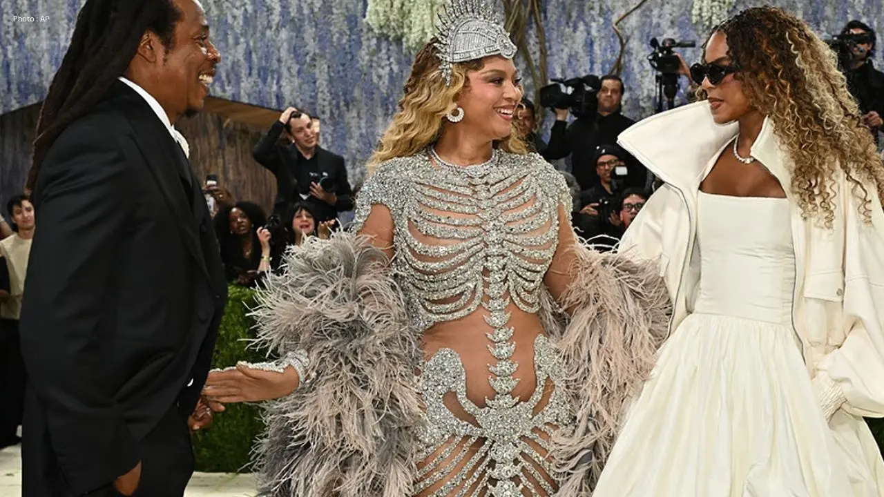Beyoncé Dazzles in Skeleton Dress at Met Gala 2026 as Sabrina Carpenter Wows in Film Reel Design