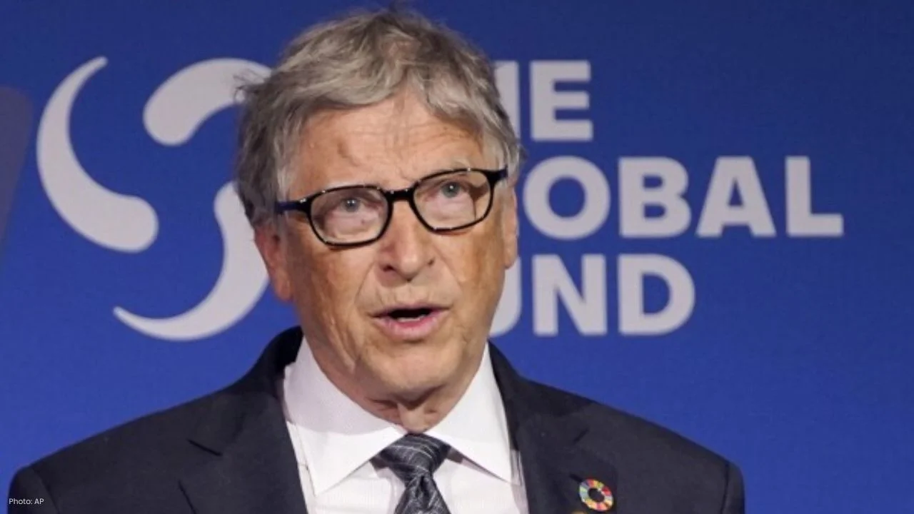 The Future Without Human Work? Why Bill Gates’ Warnings About AI Are Creating Fear, Fascination, and Big Questions