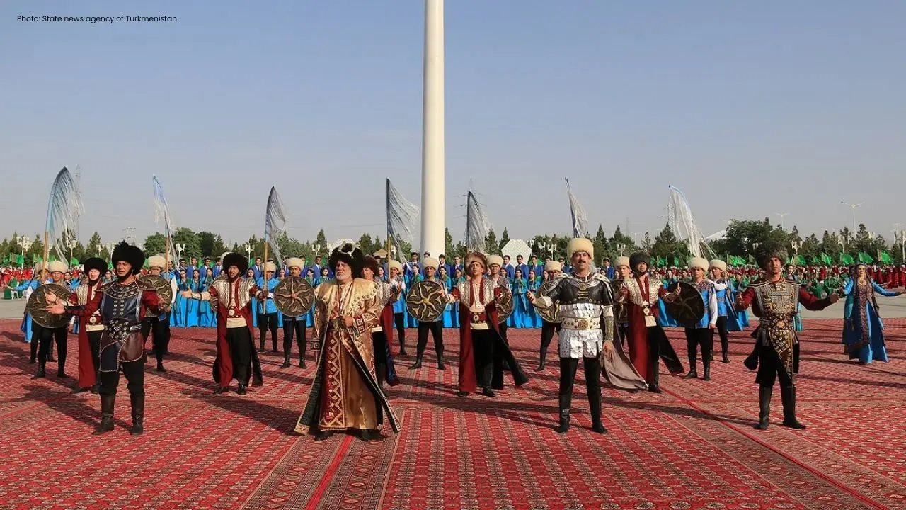 Balkan Velayat Commemorates Flag and Constitution