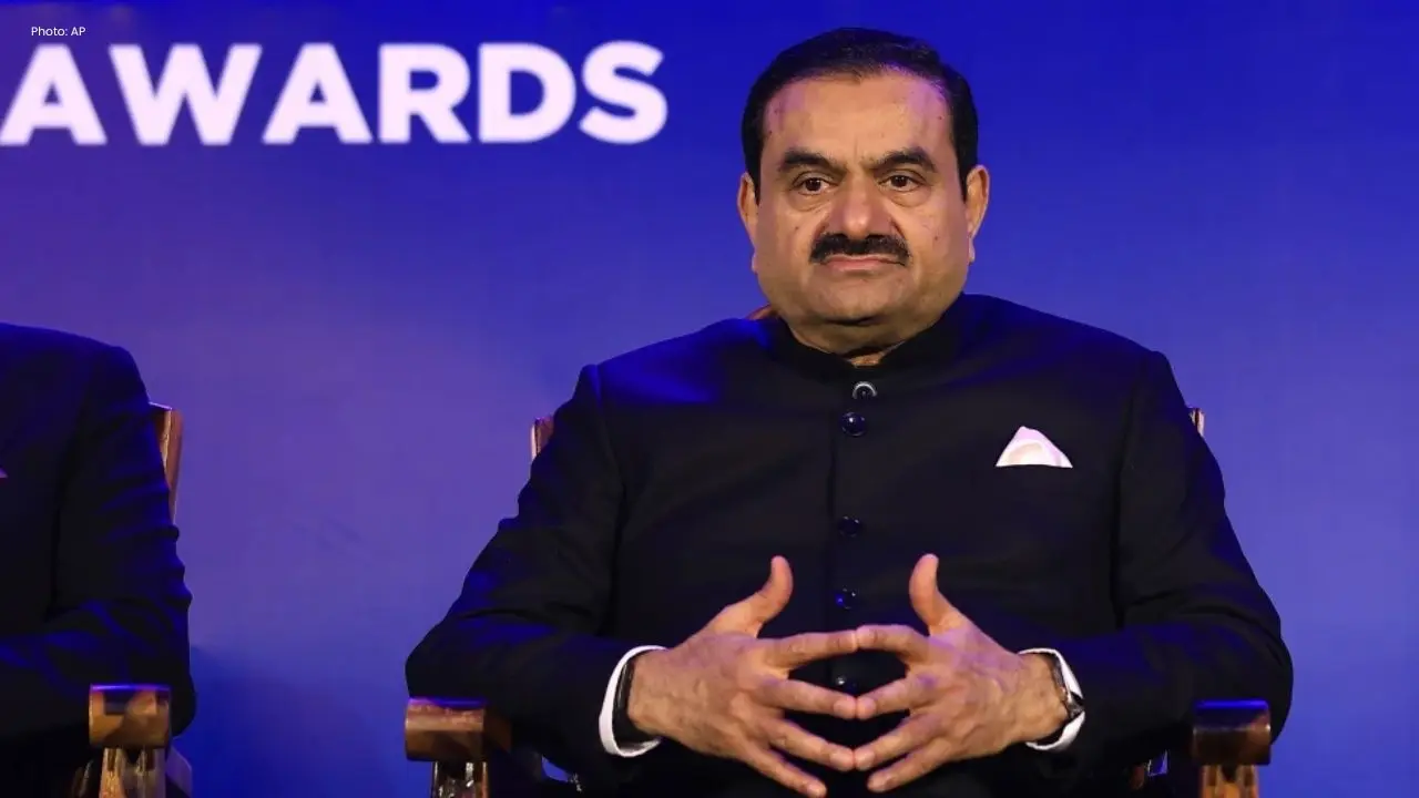 US Prosecutors Dismiss Fraud Charges Against Gautam Adani