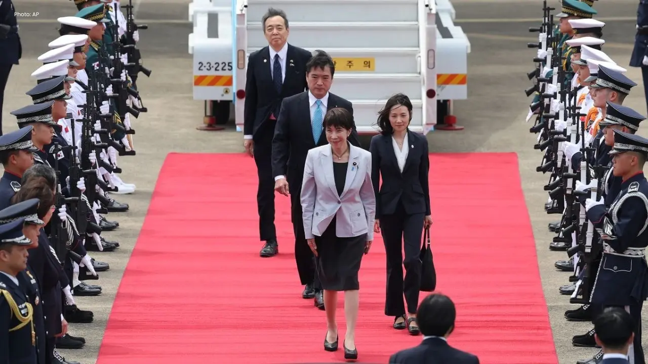 Japan and South Korea Forge Stronger Ties at Hometown Summit