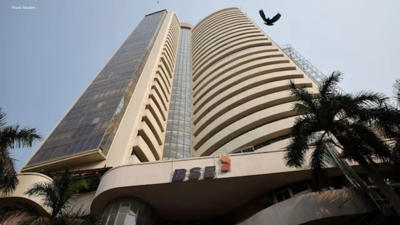 Massive Foreign Sell-Off Hits Asian Markets