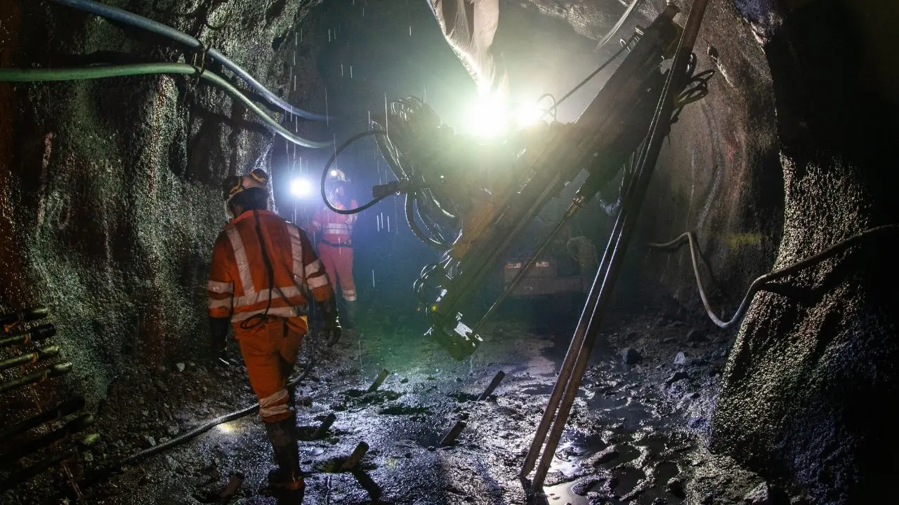 Tragic Coal Mine Explosion Claims 90 Lives in China