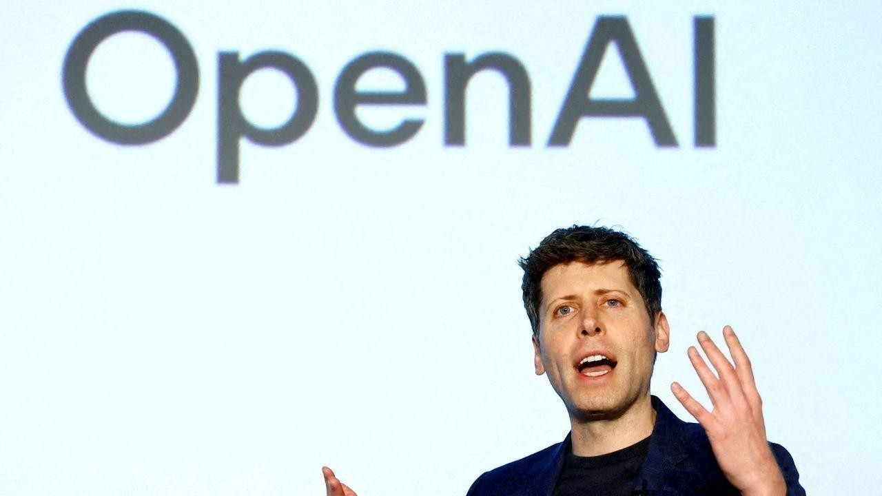 Musk Sues Apple and OpenAI Over Exclusive AI Deal Cites Monopoly