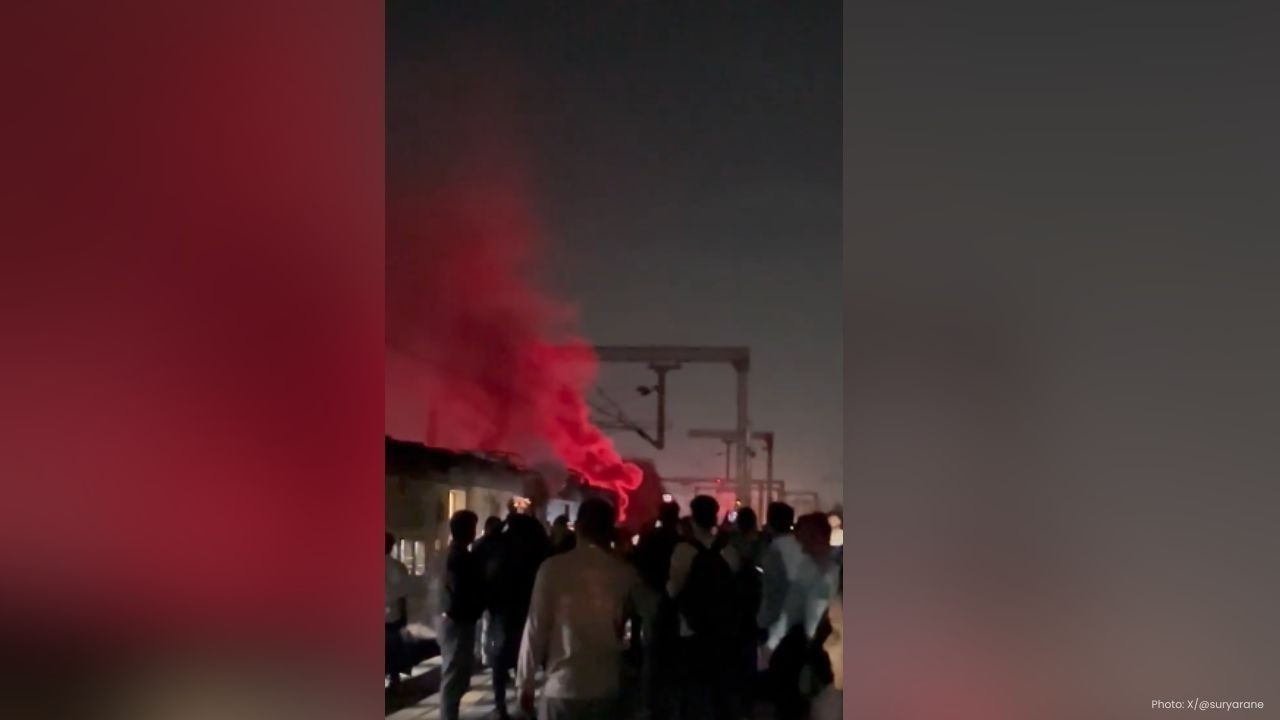 Fire on Mumbai-Valsad train engine, all passengers safe