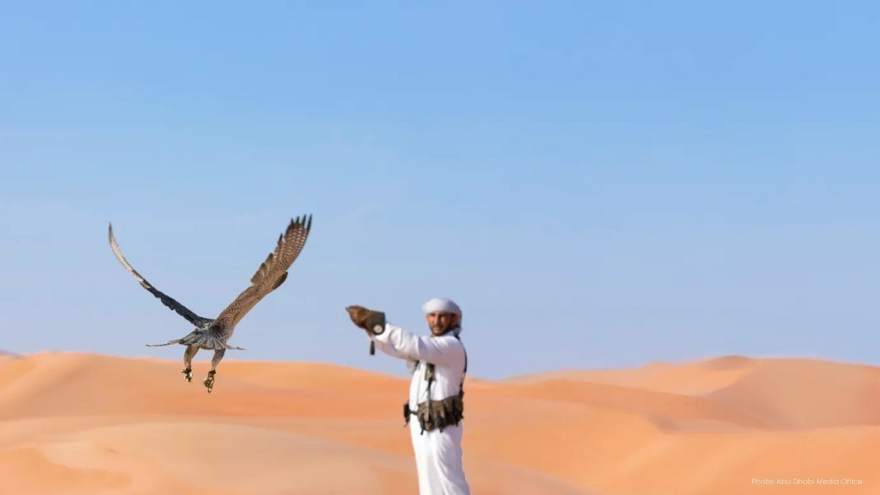 Abu Dhabi Extends Falconry Season to Preserve Emirati Heritage
