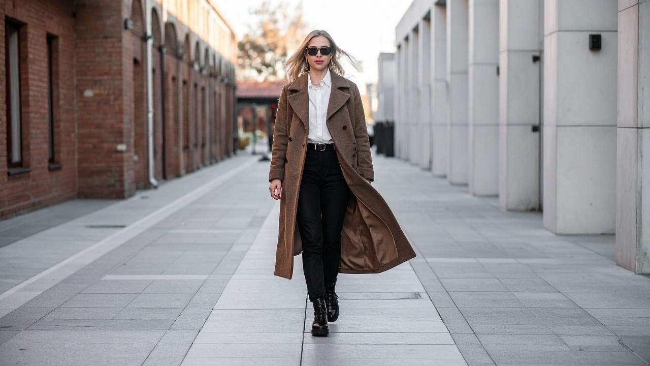 Arctic Athleisure Stylish Performance Wear for Urban Winters