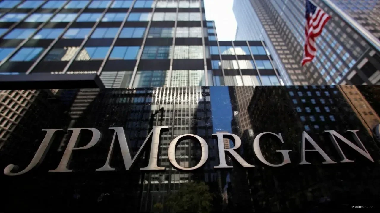 Fed Rate Cut Buzz Grows as JPMorgan Shifts Forecast