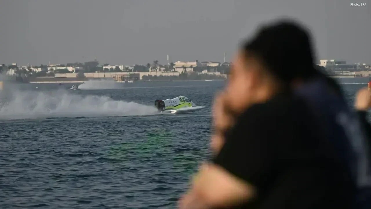 Thrilling Day 2 of Jeddah's F1H2O Championship Delights Fans