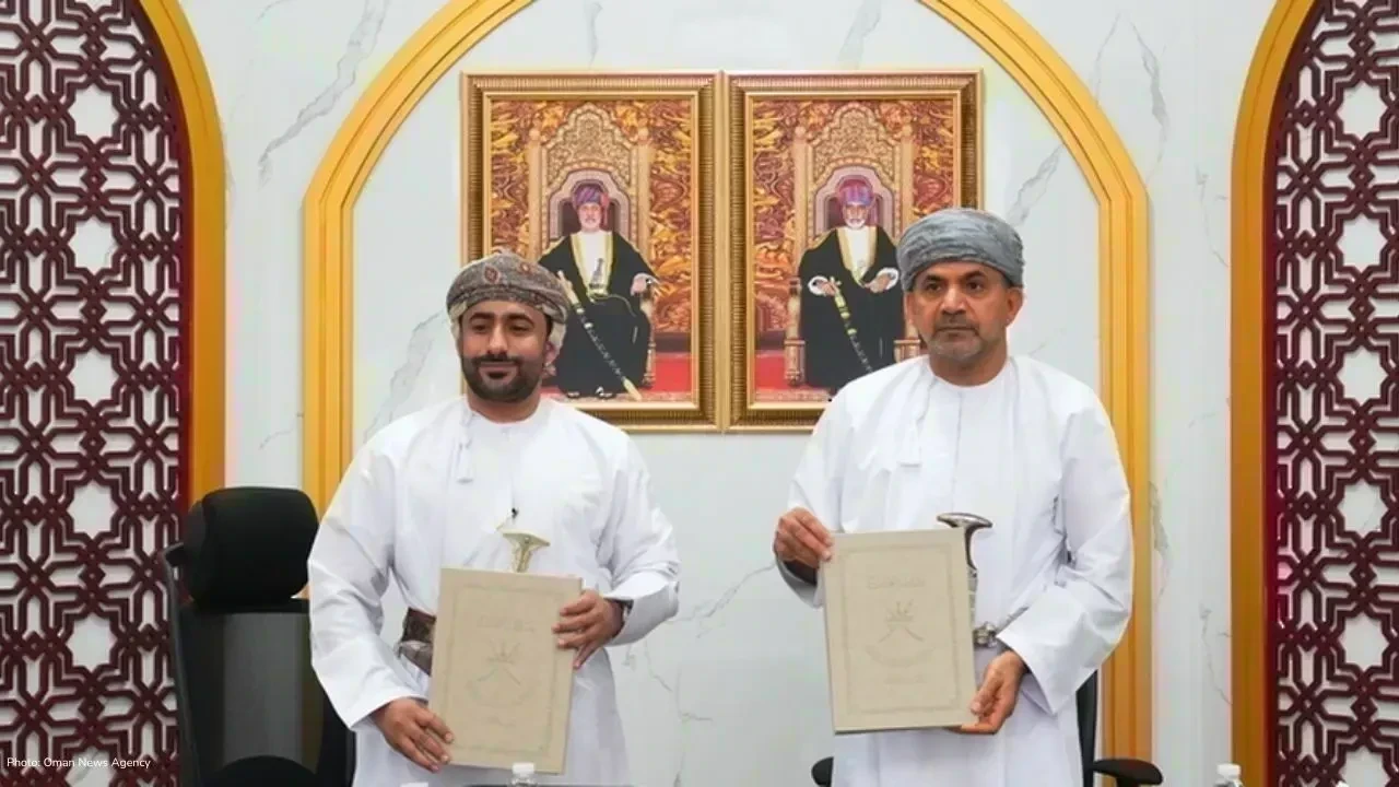Oman Partners for Innovative Fishing Boat Tracking System