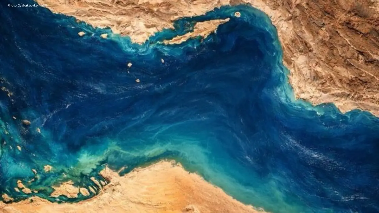 Iran Closes Hormuz as Tensions Rise Following Israeli Bombardment in Lebanon