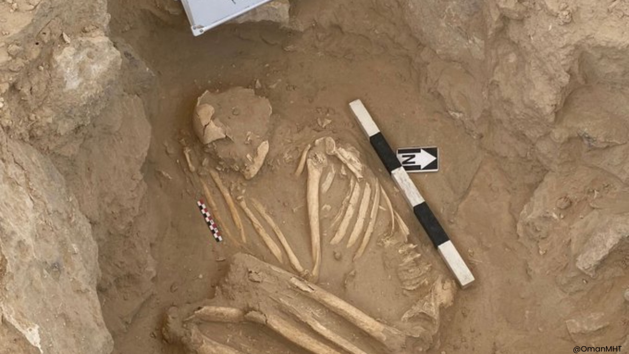 3,000-Year-Old Graves Unveiled on Oman's Coastal Route
