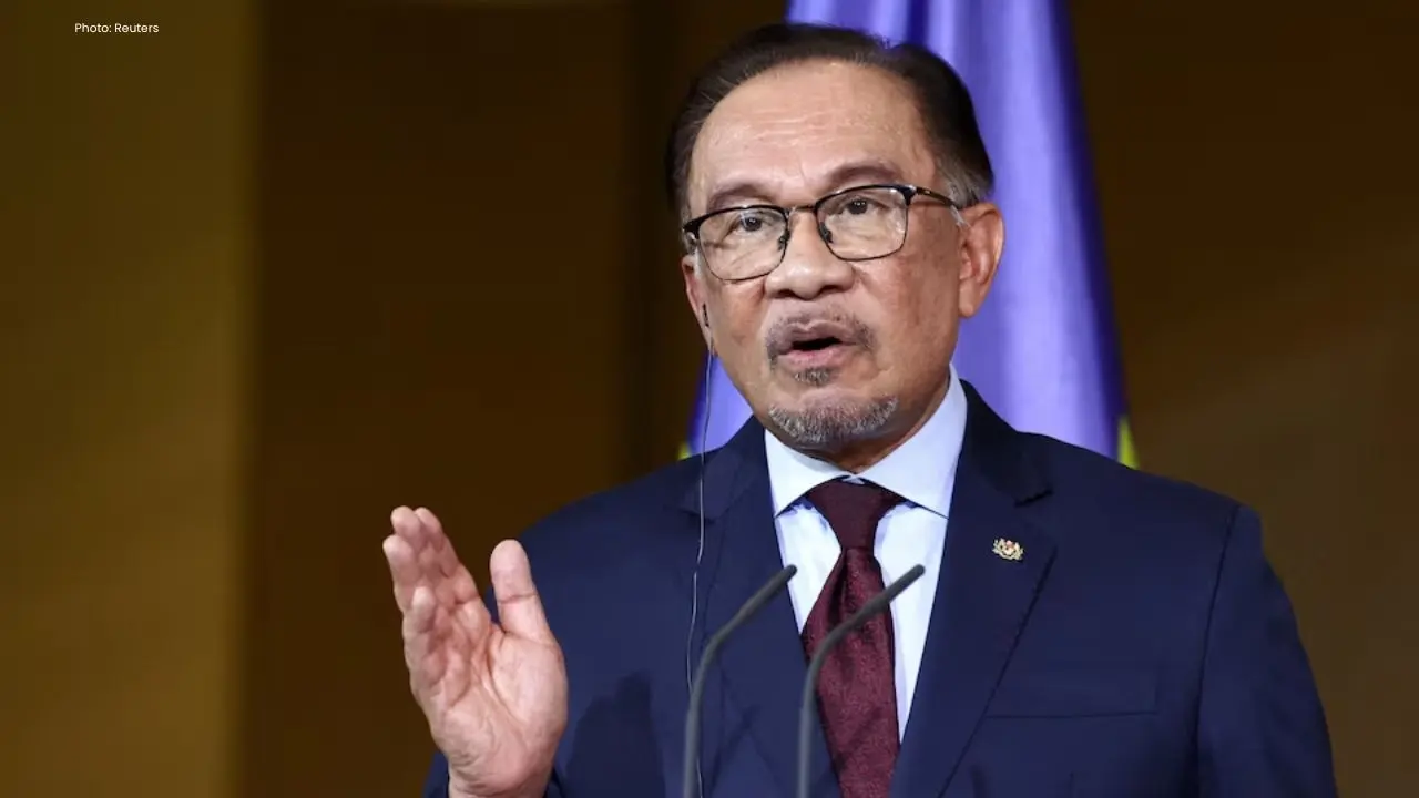 Anwar Highlights Malaysia's Neutral Stance in Defence Trade
