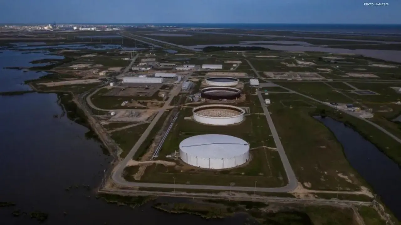 US Unleashes Additional Oil Reserves Amid Soaring Global Energy Concerns