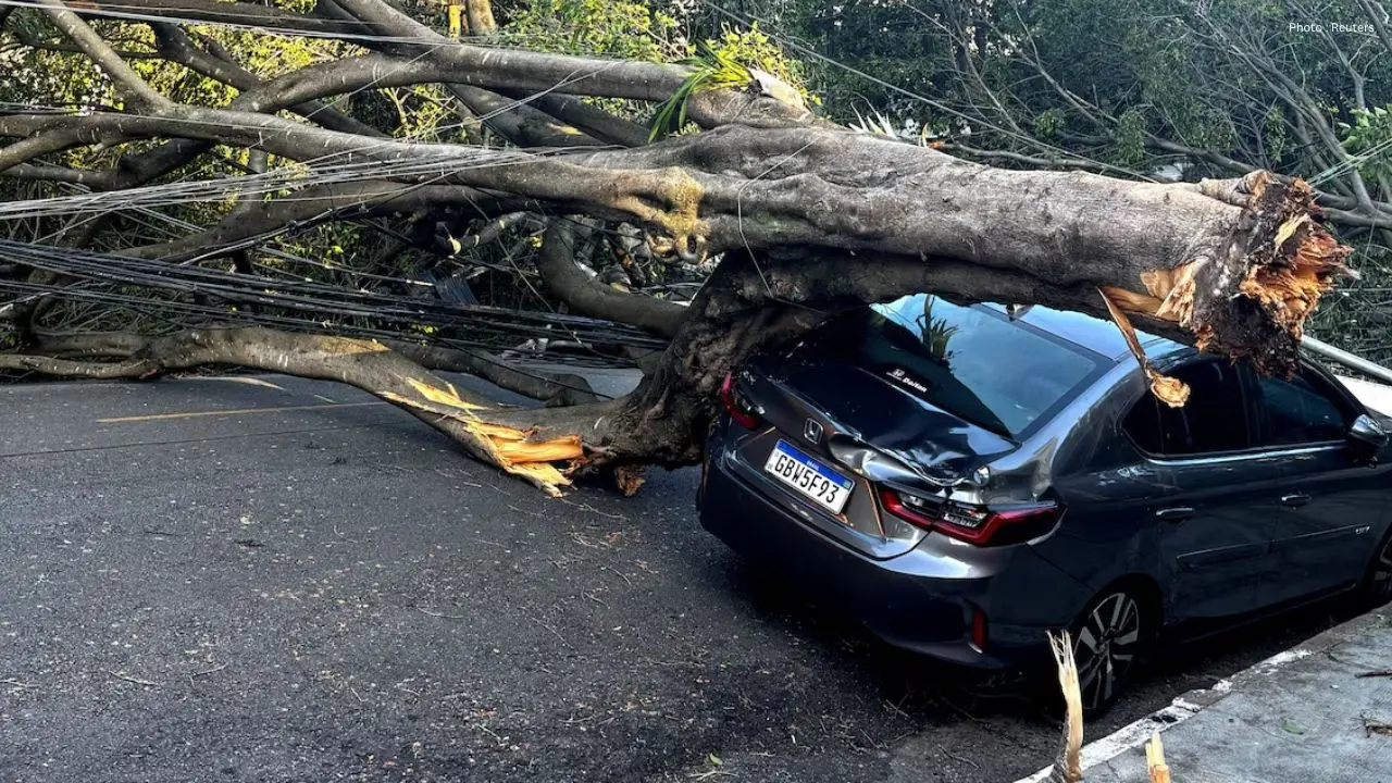 Severe Winds Lead to Power Outages Across Saskatchewan