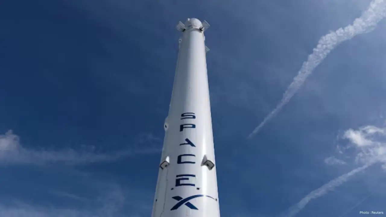 SpaceX Captivates Investors Eyeing Potential IPO