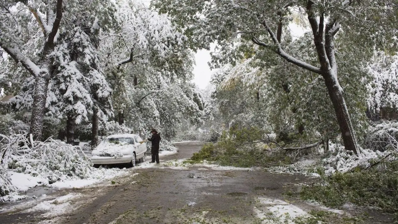 Calgary Braces for Spring Snowstorm as Alberta Prepares