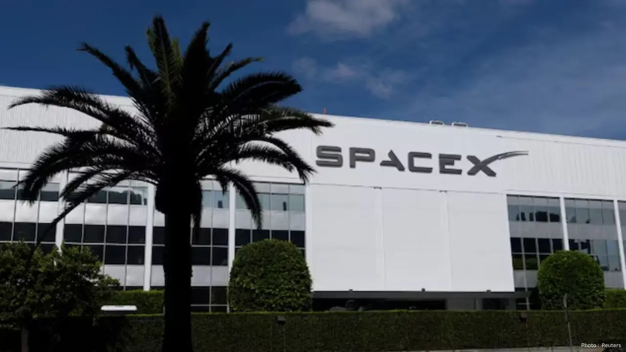 SpaceX Gears Up for Major Stock Market Launch