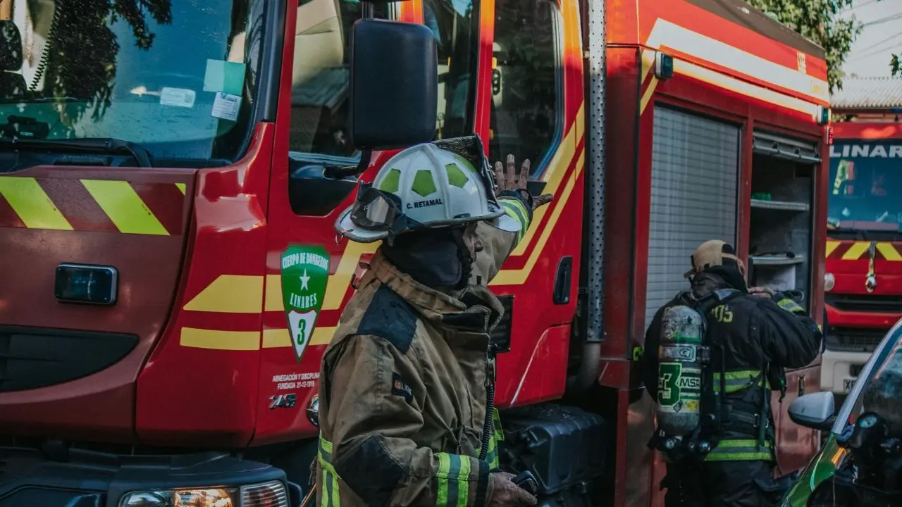 Vietnam Simplifies Fire Vehicle License Process