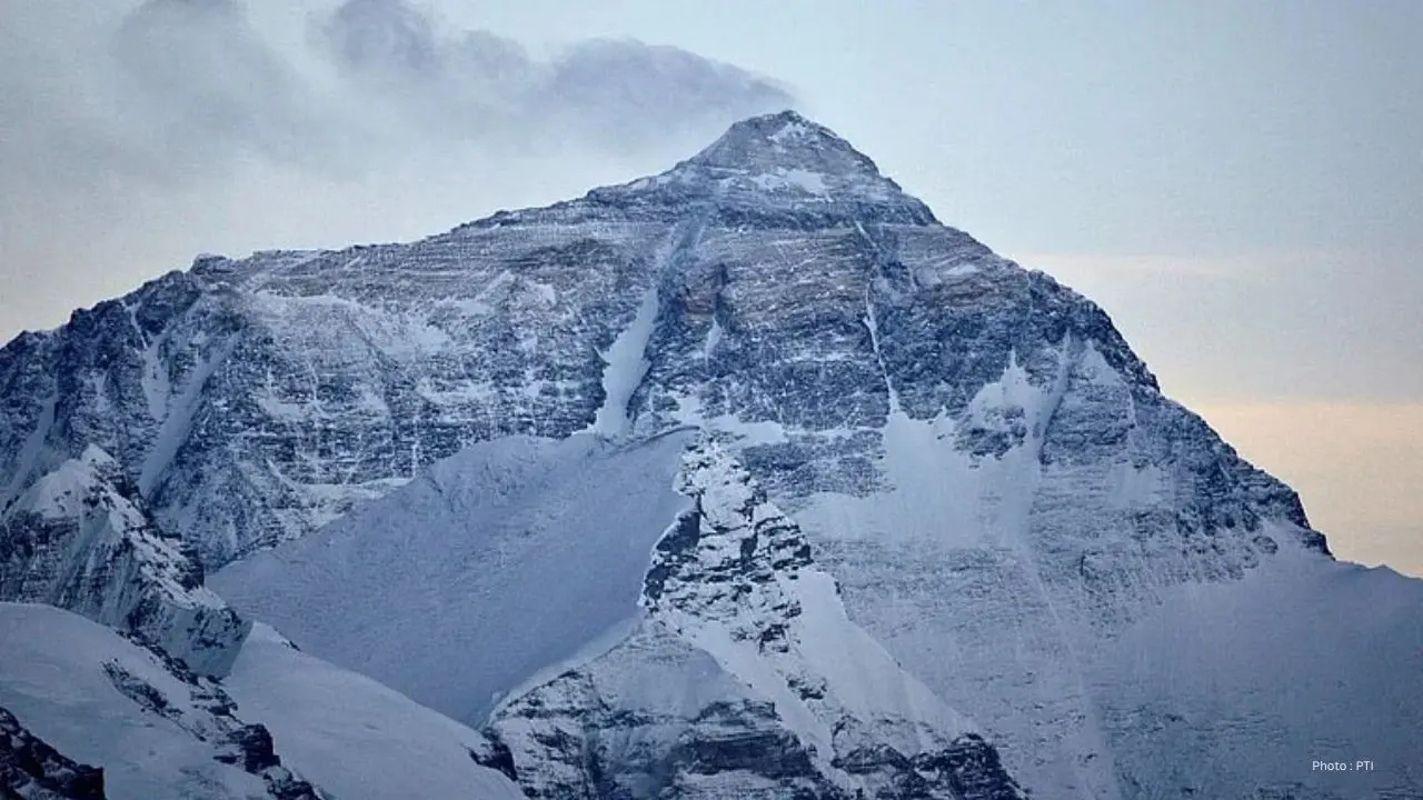 Record-Breaking 274 Climbers Reach Everest Summit, Including Three Indians